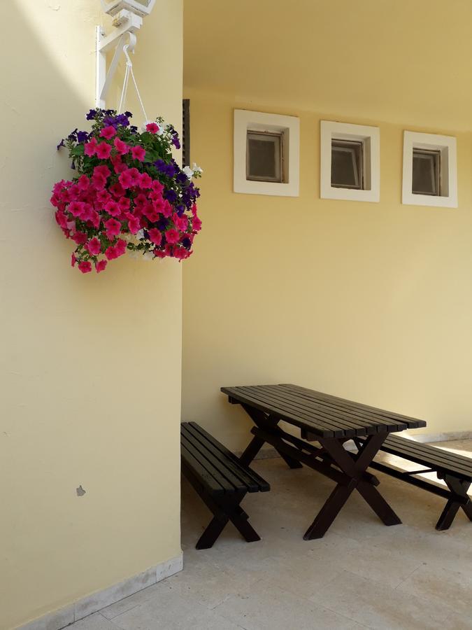 Apartments And Rooms Haludovo - Ribarsko Selo Malinska Exterior foto